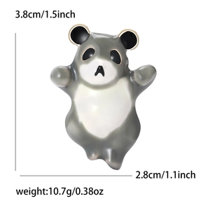 Niedliche Hamster-Emaille-Brosche aus Legierung mit Maßen 3,8x2,8cm und Gewicht 10,7g