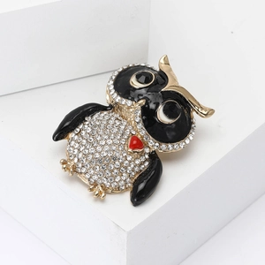 Creative alloy owl brooch with sparkling rhinestones and black enamel finish for women