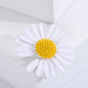 Spilla margherita in stile coreano con petali bianchi e cuore giallo per donna