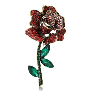 Elegant Vintage Rose Flower Brooch For Women Light Luxury Rhinestone Inlaid Pin Badge Antique Gold Plated Alloy Flower Jewelry Accessory Gift