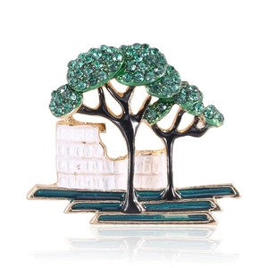 Vintage Alloy Green Tree Enamel Brooch For Women Creative Architecture Design Rhinestone Inlaid Clothing Accessories Pin