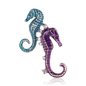 Vintage Alloy Enamel Seahorse Brooch For Women Cute Marine Animal Rhinestone Inlaid Pin Badge Clothing Accessories Jewelry Gift