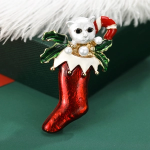Christmas Brooch Pin Alloy Enamel Cat In Stocking Design With Faux Artificial Pearl Candy Cane Holly Holiday Party Jewelry For Women Kids