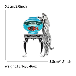 Vue détaillée de la broche chat et bocal à poisson avec dimensions et poids