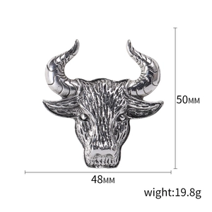 Vintage bull head brooch in silver alloy with retro texture and size dimensions
