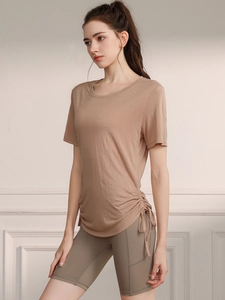 Women's loose yoga t-shirt with side drawstring and high waist cycling shorts set