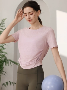 T-shirt de yoga rose respirant et legging olive pour entraînement de fitness