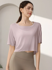 Pink loose short-sleeved yoga crop top with quick-dry fabric for women fitness training