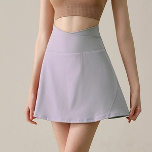 Jupe-short de tennis violet clair à taille croisée pour femme sport et fitness