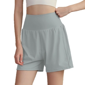 Short de yoga femme gris clair à taille haute pour le fitness et la course à pied