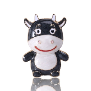 Cute Cartoon Cow Enamel Brooch Alloy Animal Inlaid Lapel Pin For Women Kids Clothes Bag Accessories Fashion Jewelry Gift