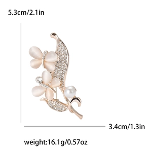 Elegant butterfly flower brooch with opal stones and pearls, size 5.3x3.4cm
