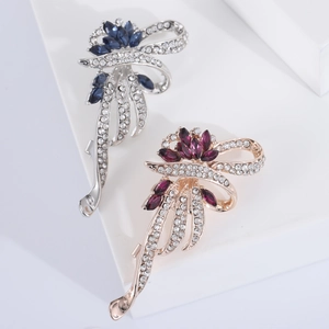 Élégante Broche en Alliage de Strass Ruban Fleur pour Femme Costume Manteau Bijoux de Mode Accessoire Sertie de Pierres Gemmes