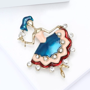 Élégante broche ballerine dorée avec émail coloré et accents de cristaux scintillants