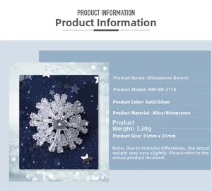 Gros plan d'une broche flocon de neige en strass de 31mm avec dimensions pour femmes