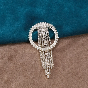 Broche à Gland Cercle Rond en Alliage Exagéré pour Femme Mode Strass Incrusté Longue Chaîne Drip Accessoire de Vêtement Bijoux