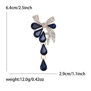 Tableau des tailles détaillé pour broche nœud en cristal avec pierres bleues
