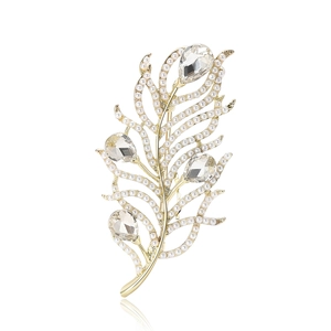 Elegant gold feather brooch featuring white pearls and shimmering crystal rhinestones