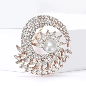 Exquisite rose gold star and moon brooch with cubic zirconia and large white pearl