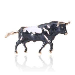 Enamel Bull Brooch Pin Alloy Zodiac Animal Ox Shape Fashion Accessory For Clothing Unisex Gift Vintage Style Jewelry
