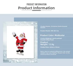 Détail de la broche Père Noël en émail avec perle et dimensions de 34x45mm