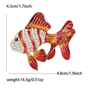 Broche luxueuse en émail poisson rouge avec strass mesurant 4,8 cm de longueur