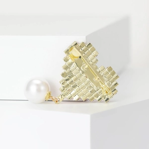 Fashion golden pixel heart brooch with white pearl pendant and checkered metal texture