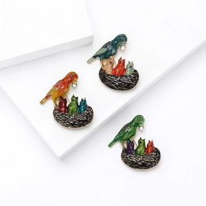 Creative woodpecker bird nest enamel brooches with rhinestones and colorful paint finish