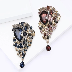 Luxury vintage crystal glass flower brooches with sparkling rhinestones in blue and amber