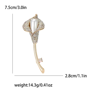Broche fleur calla avec strass et perle goutte d'eau blanche sur base en alliage doré
