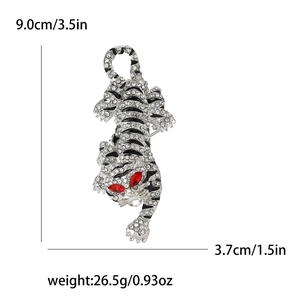 Spécifications de taille pour la broche tigre en alliage argenté avec strass et émail