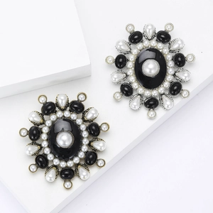 Vintage Alloy Artificial Pearl Sunburst Brooch Elegant Retro Palace Style Flower Pin Jewelry For Women Suited For Party Wedding Business Suits