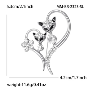 Sparkling fox heart brooch with silver rhinestones and black eye details, 5.3cm x 4.2cm