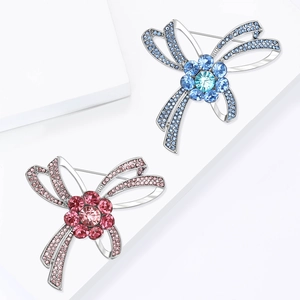 Élégante Broche Nœud Papillon en Alliage de Strass pour Femmes Mode Style Coréen Badge de Fleur Incrusté Bijoux de Vêtements