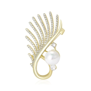 Elegant Irregular Geometric Feather Brooch With Artificial Pearl And Zirconia For Women Celebrity Evening Dress Accessory Gold Jewelry