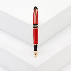Kreative Legierung Füllfederhalter Brosche mit rotem und schwarzem Emaille Finish