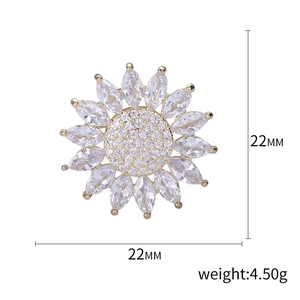 Elegant gold daisy brooch with white cubic zirconia stones, size 22mm x 22mm