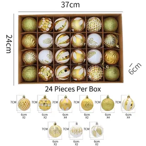 Detail of 24-piece 6cm gold and white Christmas ball set with matte and glitter finishes
