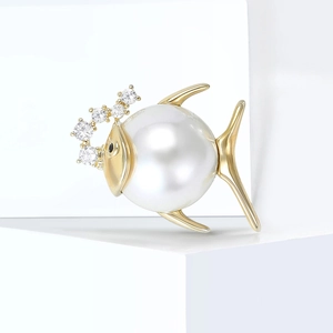 Broche poisson en perle mignonne avec zircons brillants pour décoration de chemise