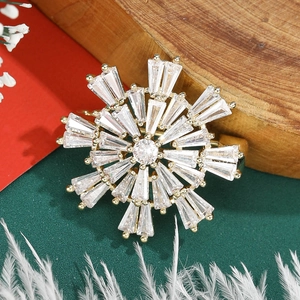 Elegant Snowflake Brooch Copper With Cubic Zirconia Micro Pave Anti-Exposure Shirt Pin Small Collar Pin Christmas Jewelry