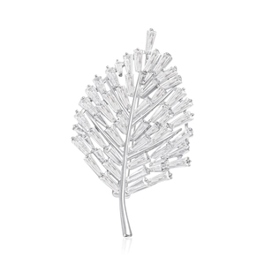 Elegant Copper Leaf Brooch For Women With Baguette Cut Zirconia Inlaid Luxury Suit Coat Pin Fashion Jewelry Wedding Banquet Accessory