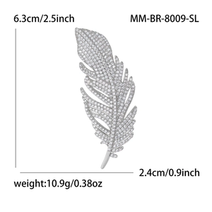 Élégante broche plume en zircon et alliage argenté pour costumes avec mesure de 6,3 cm