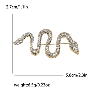 Exquisite gold snake brooch with rhinestones for suits, size 5.8cm x 2.7cm, weight 6.5g