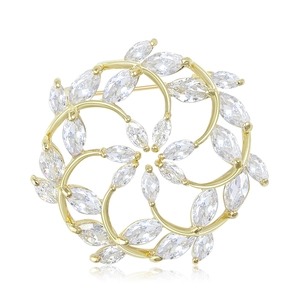 Eleganter goldener Kranz-Brosche mit marquise-geschliffenem Zirkonia für Damen