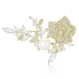 Élégante Broche Fleur de Rose en Cuivre Zircon Incrusté Épingle Künstliche Perle Ronde Plaqué Or Argent Bijoux de Mode pour Mariage Fête Femme Cadeau