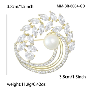 Broche couronne de laurier dorée avec perles et zircon, taille 3,8 cm, poids de 11,9 g