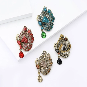 Broches papillons vintage avec strass et pendentifs en gouttes en quatre couleurs