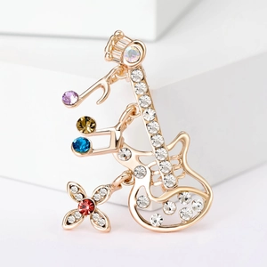 Broche Guitare Ajourée Créative en Alliage Strass Note de Musique Fleur Épingle pour Revers de Costume Bijoux Style Coréen Cadeau Homme Femme