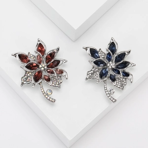Elegant Alloy Rhinestone Crystal Flower Brooch For Women Vintage Botanical Floral Leaf Pins Office Party Fashion Jewelry Gift