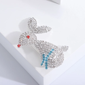 Exquisite silver rabbit brooch with sparkling rhinestones and red crystal eyes for women